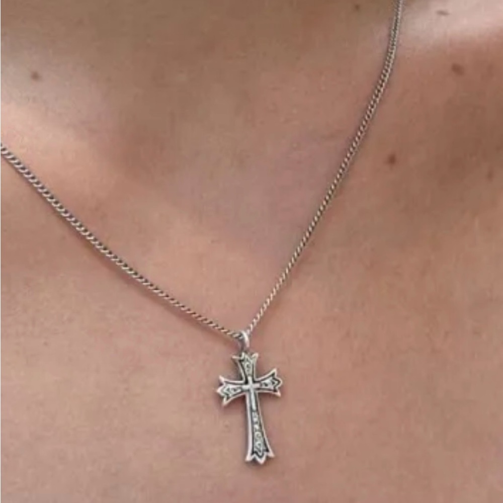 ISO Brandy Melville cross necklace